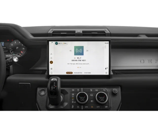 New 2024 Carpathian Grey Land Rover X-Dynamic SE image 7
