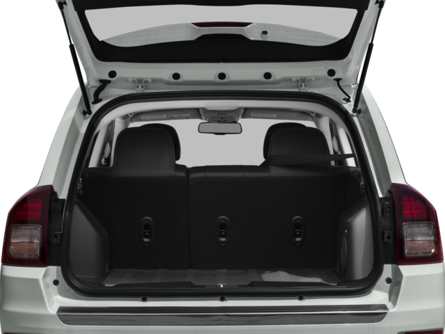 Used 2016 White Jeep Latitude image 10