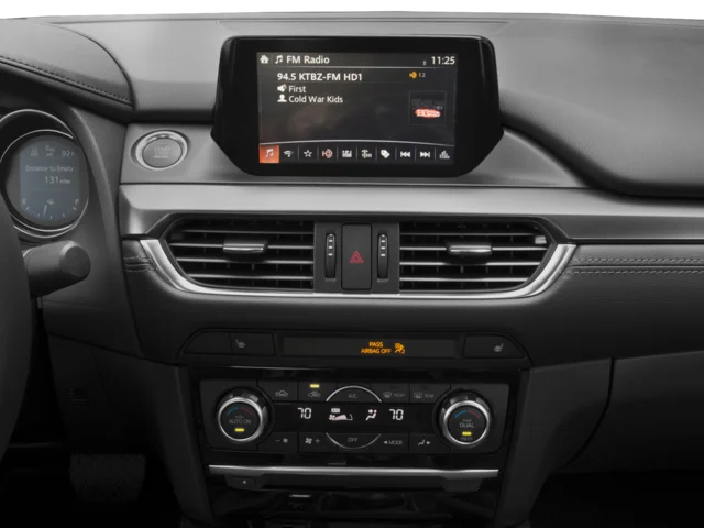 Used 2016 Red Mazda i Grand Touring image 7