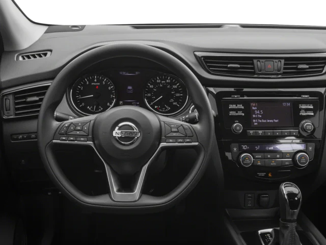 Used 2018 Gray Nissan S image 4