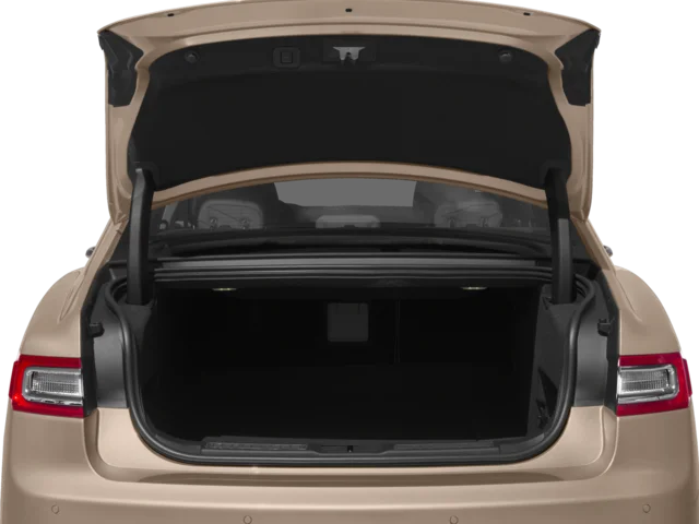 Used 2017 White Lincoln Select image 9