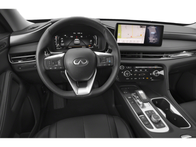 Used 2025 White INFINITI LUXE image 4
