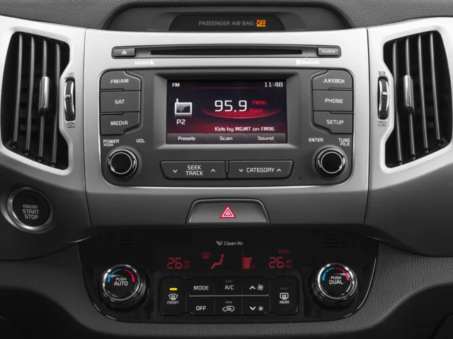 Used 2016 White Kia EX image 12