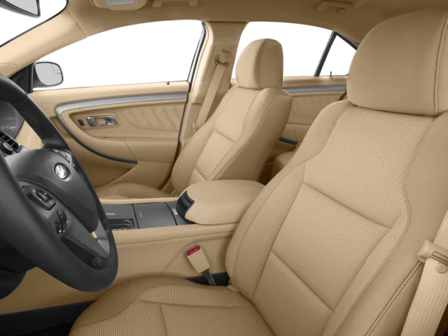 Used 2018  Ford SE image 9