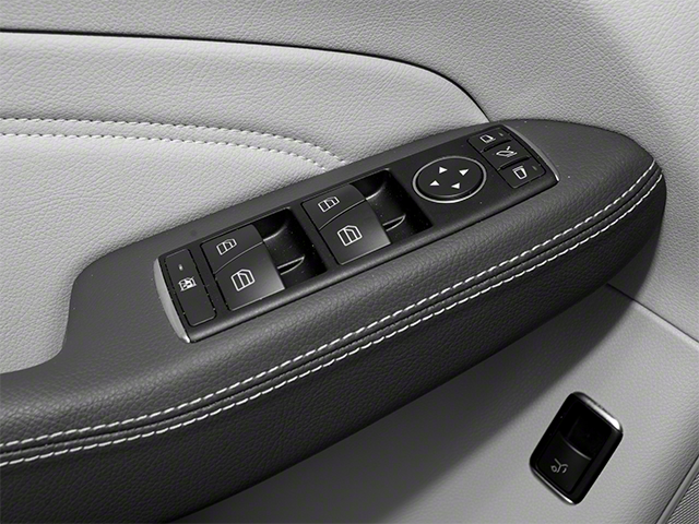 Used 2012 ARCTIC WHITE Mercedes-Benz ML 350 image 17