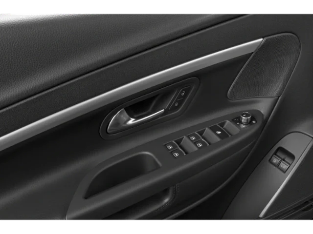 Used 2015 Gray Volkswagen Executive Edition image 15