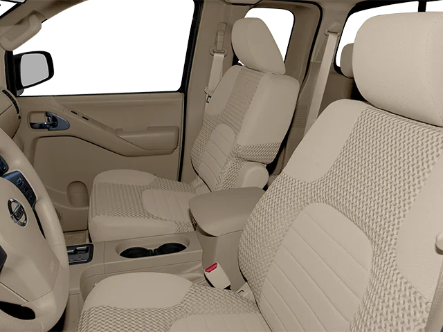 Used 2013 White Nissan S image 6