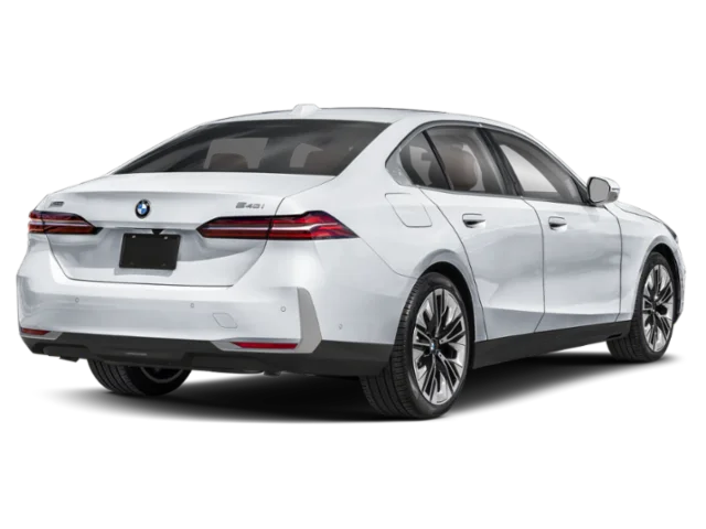 New 2027 Mineral White Metallic BMW 540i xDrive image 2