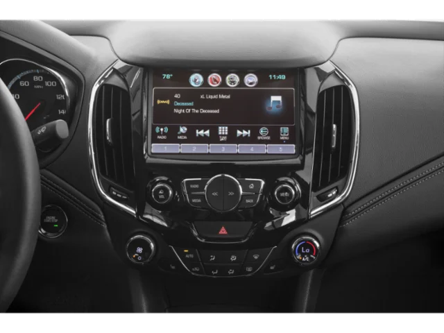 Used 2018 Silver Chevrolet Premier image 13