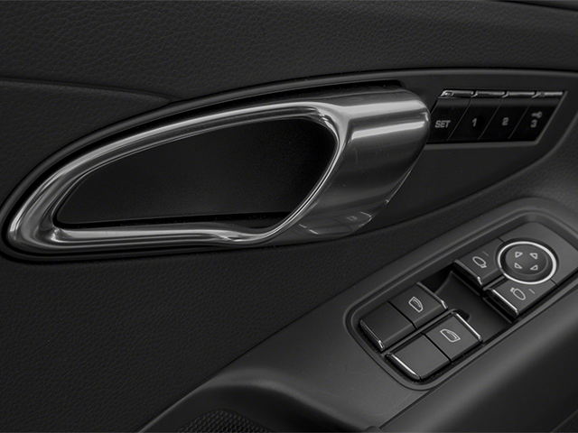 Used 2014  Porsche Coupe image 19
