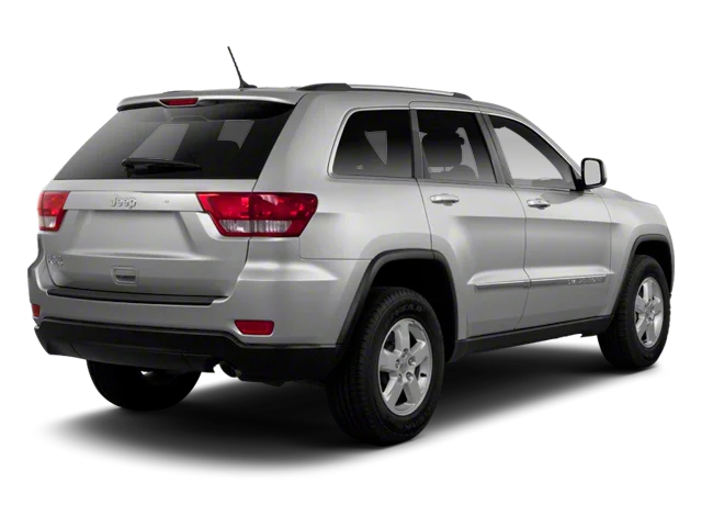 Used 2013 White Jeep Overland image 2