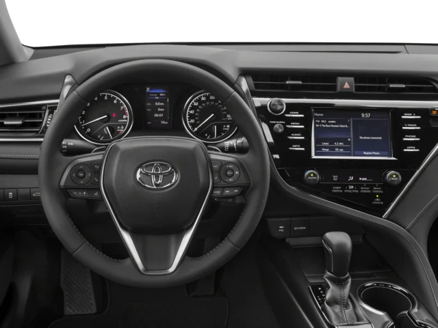 Used 2018 White Toyota SE image 10