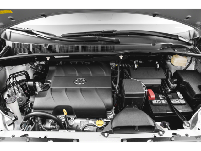 Used 2015 Silver Sky Metallic Toyota XLE image 10