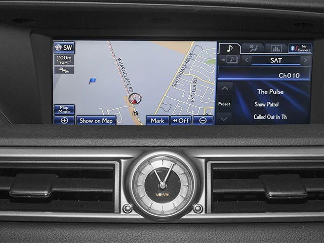 Used 2014 White Lexus 350 image 25