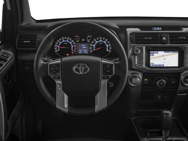 Used 2018 Classic Silver Metallic Toyota SR5 image 9