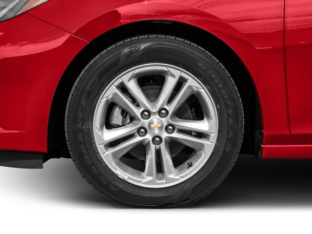 Used 2017 Silver Chevrolet LT image 13