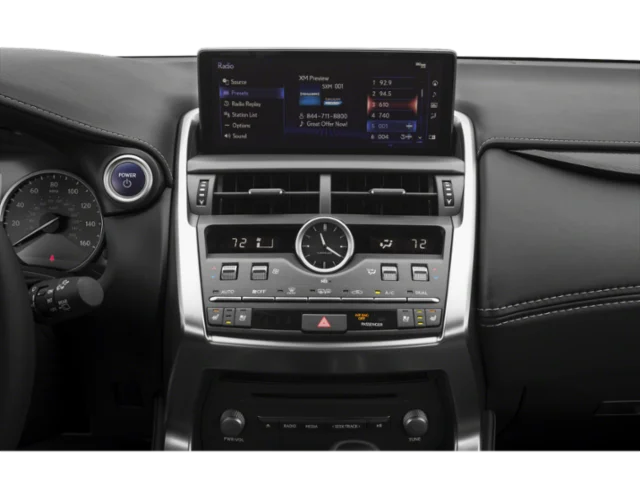 Used 2020 White Lexus 300h image 10