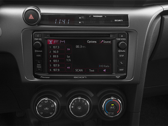 Used 2014 Blue Scion Base image 8