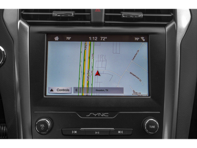 Used 2020 Agate Black Metallic Ford SE image 13