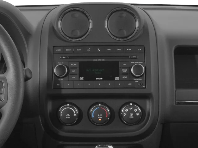 Used 2016 White Jeep Sport image 7