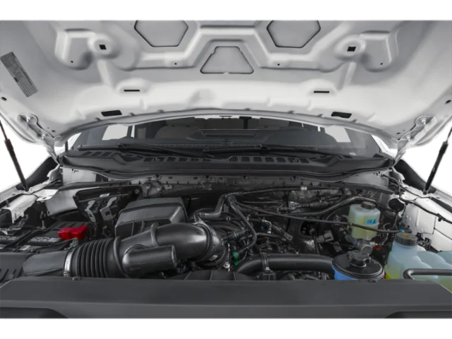 New 2027 Oxford White Ford XLT image 9
