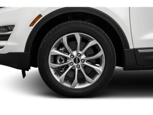Used 2015 Black Lincoln Base image 9