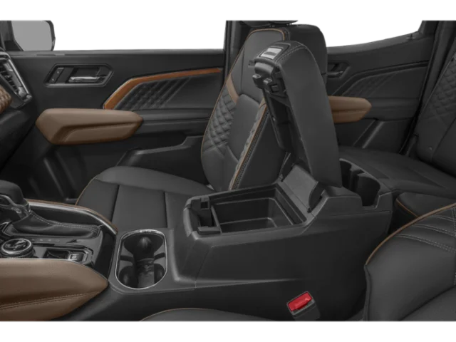 Used 2025  GMC  image 13