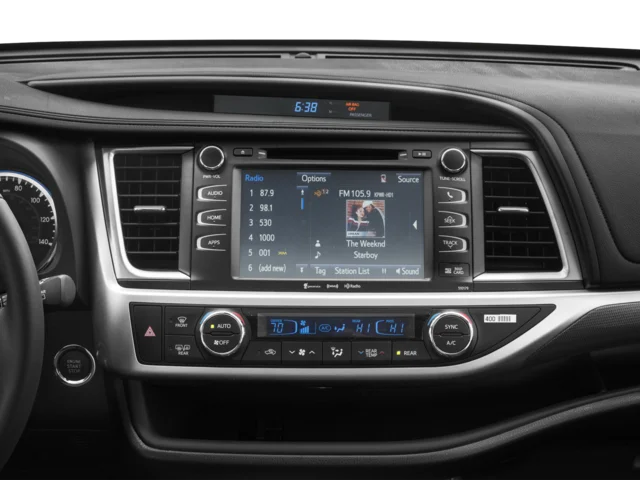 Used 2017 Black Toyota SE image 7