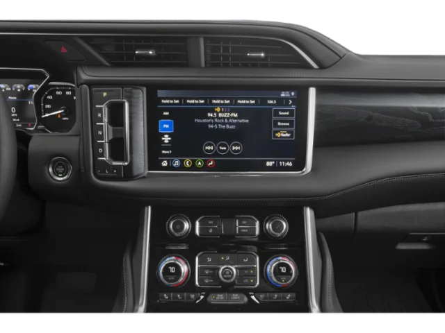Used 2023 Green GMC Denali Ultimate image 17