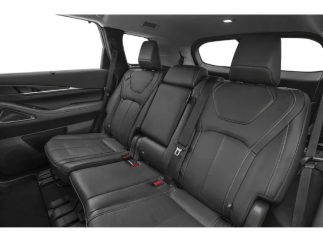 Used 2025 White INFINITI Sensory image 10