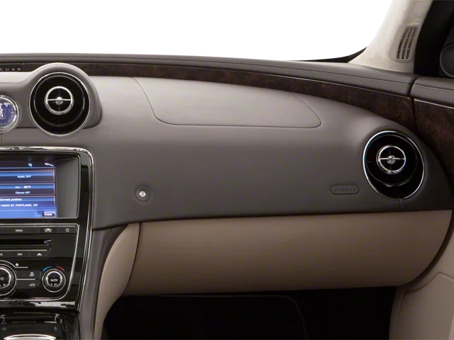 Used 2013 Gray Jaguar Base image 23