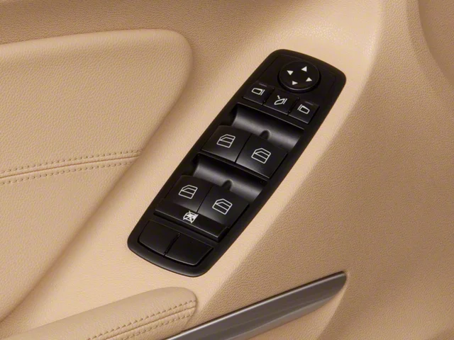 Used 2010 Black Mercedes-Benz ML 350 image 19