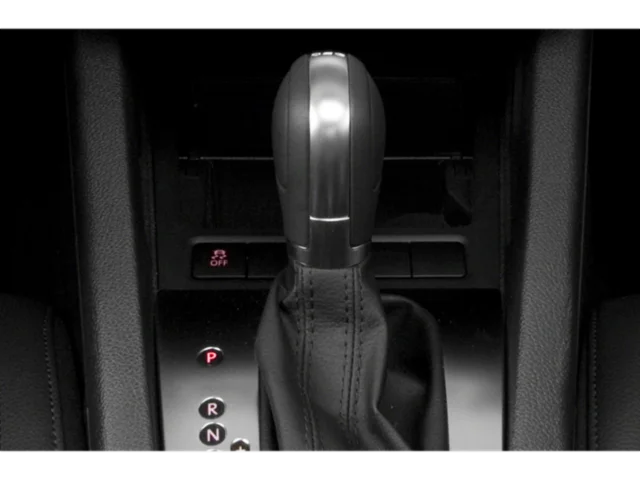 Used 2015 Gray Volkswagen Executive Edition image 8