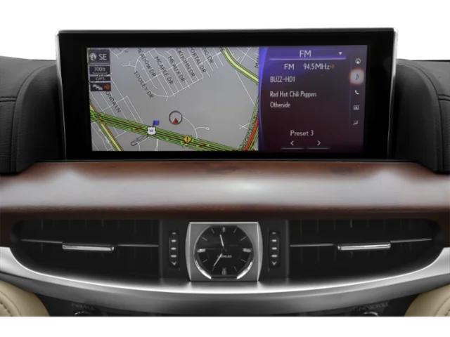 Used 2021 White Lexus 570 image 13