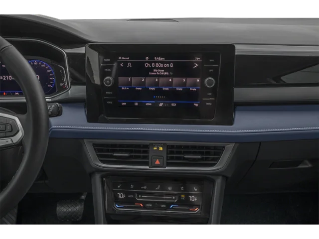 2025 Volkswagen Taos SEL - Photo 15
