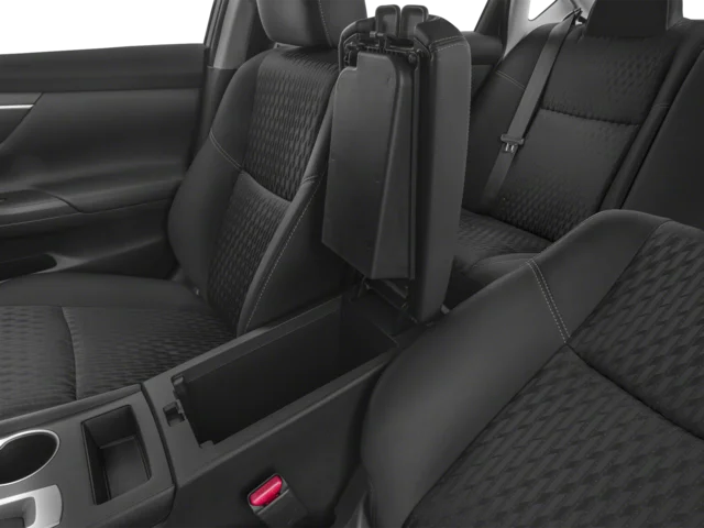 Used 2018 Black Nissan 2.5 SR image 14
