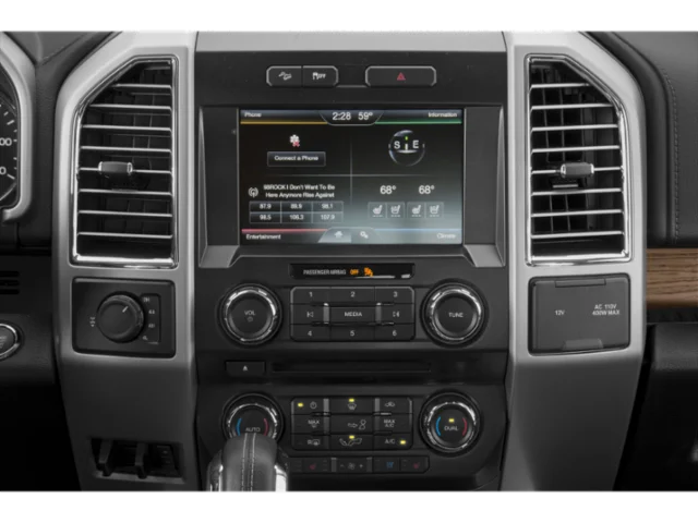 Used 2015 White Platinum Metallic Tri-Coat Ford Lariat image 7