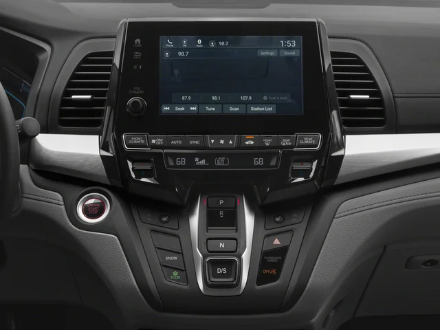 Used 2018 Silver Honda EX-L image 7