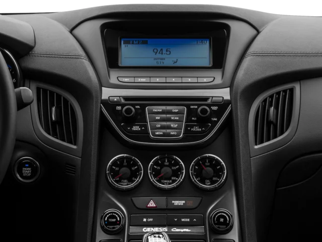 Used 2016 White Hyundai 3.8 image 14