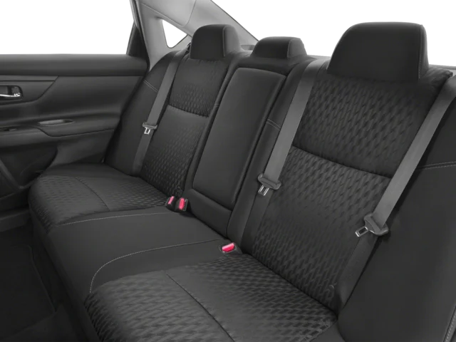 Used 2018 Black Nissan 2.5 SR image 13