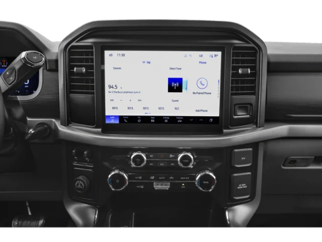 New 2026 Oxford White Ford XLT image 7