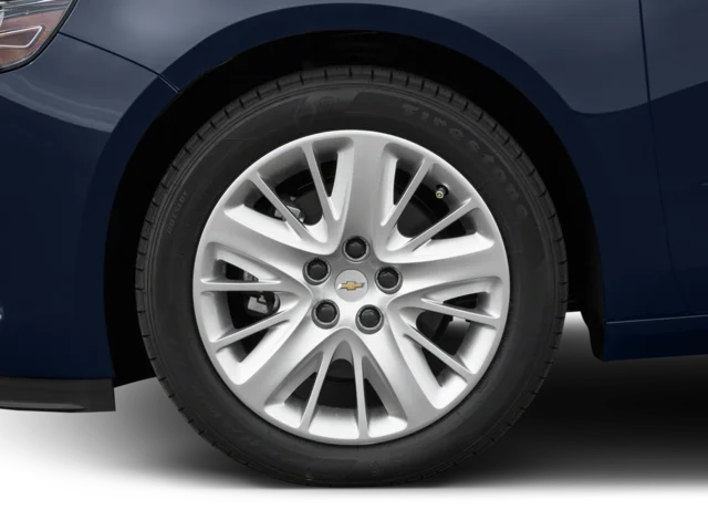 Used 2017 White Chevrolet LS image 8