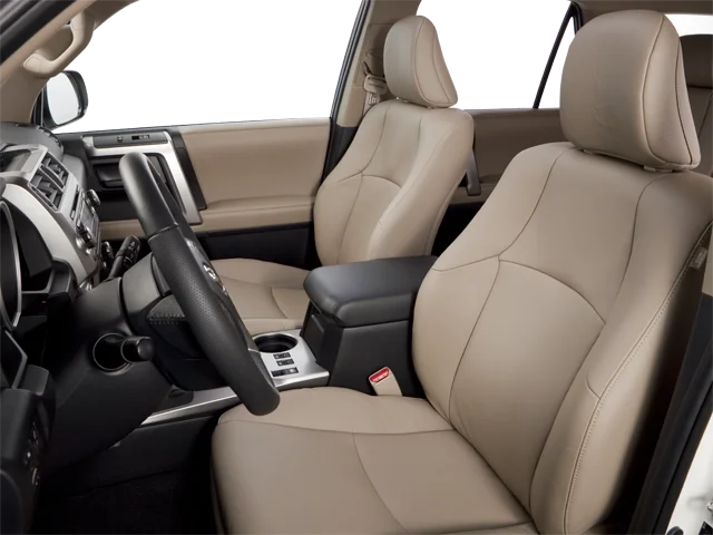 Used 2013 Classic Silver Metallic Toyota SR5 image 6