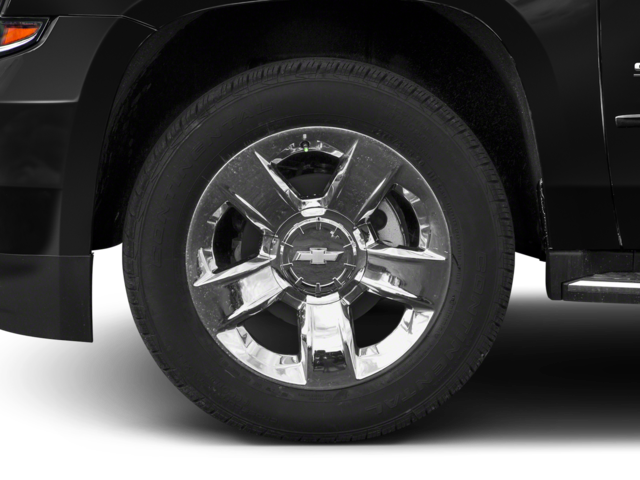 Used 2018 Iridescent Pearl Tricoat Chevrolet Premier image 10