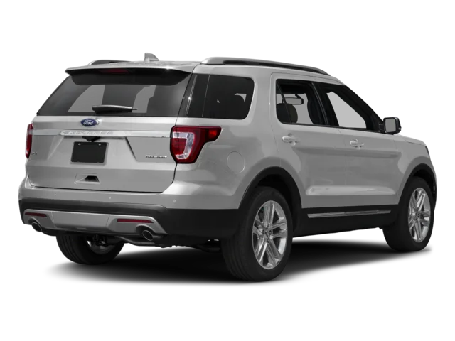 Used 2017 Ingot Silver Ford XLT image 2