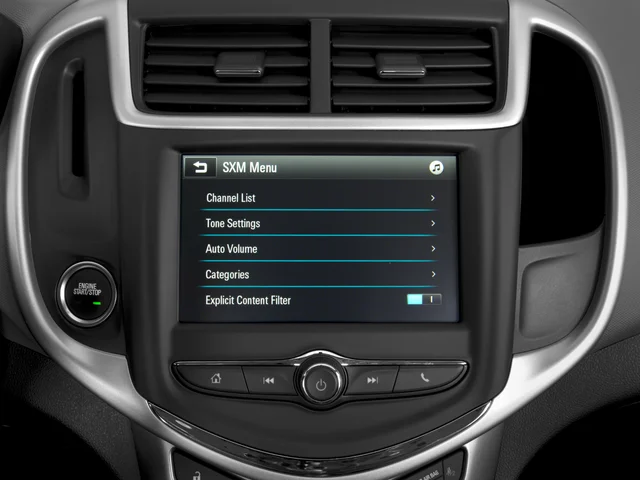 Used 2017 Silver Chevrolet LT image 7