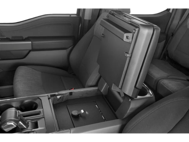 Used 2023 Gray Ford XLT image 10