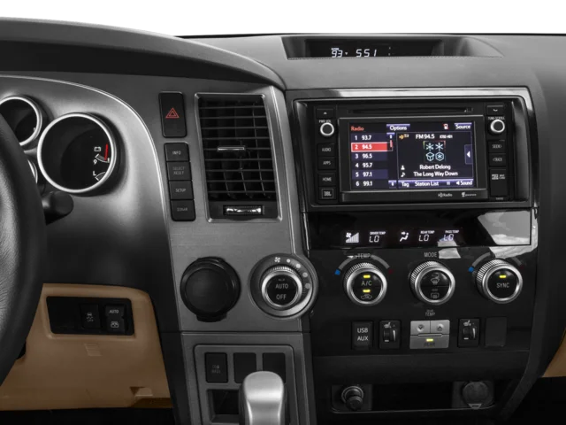 Used 2017 White Toyota Platinum image 7