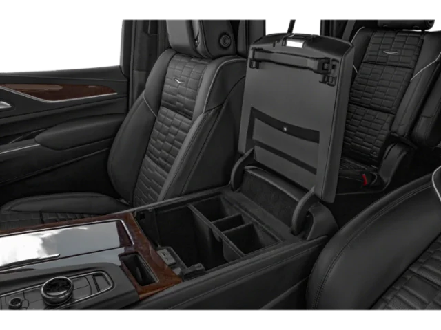 Used 2021 CRYSTAL WHITE TRICOAT Cadillac Premium Luxury Platinum image 11