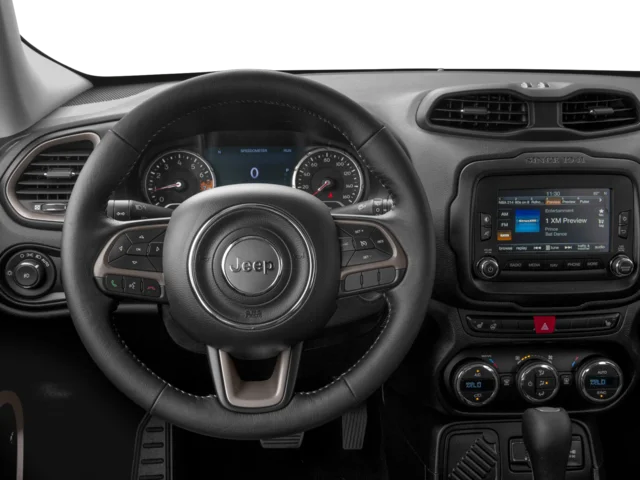 Used 2016 Silver Jeep Limited image 4